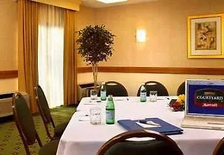 Courtyard Memphis East/Bill Morris Parkway Hotel